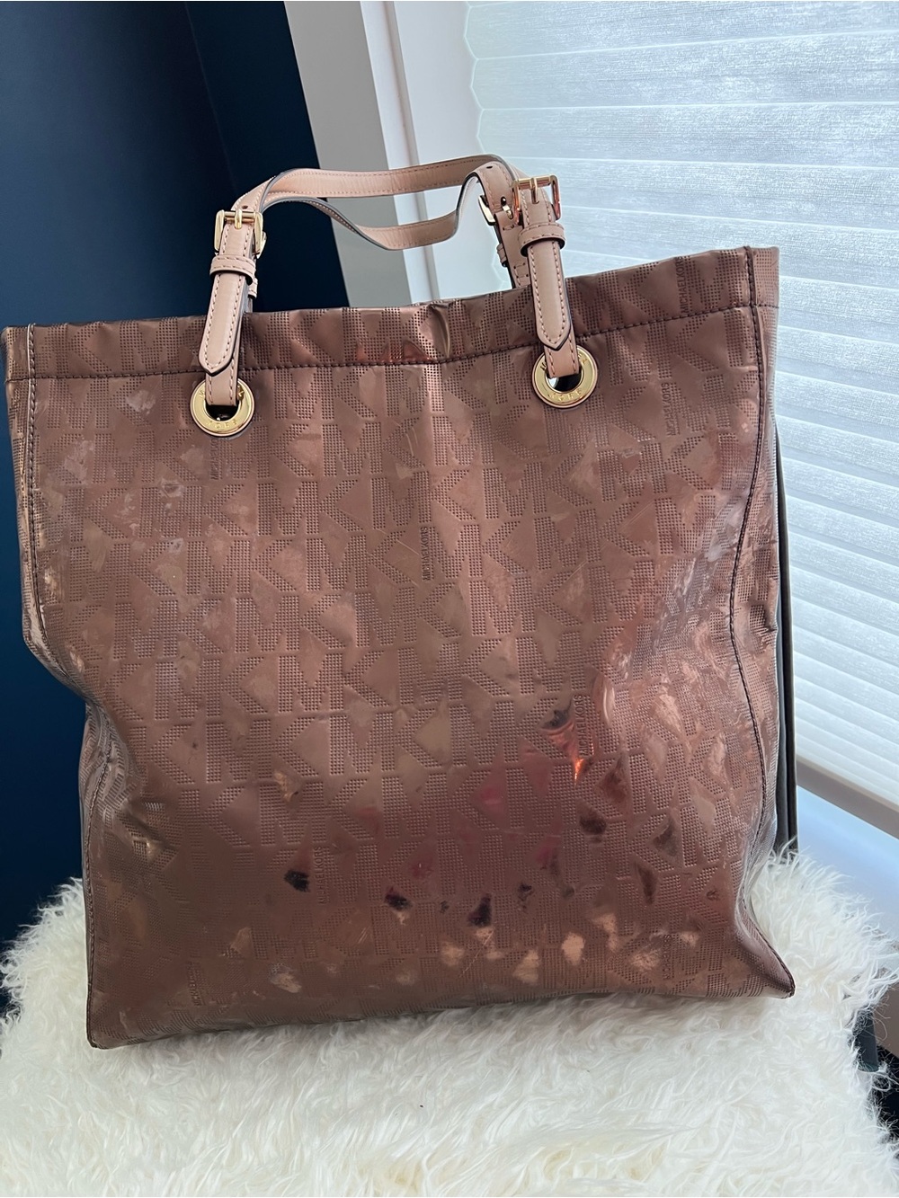 Michael Kors Jet Set Rose Gold tote